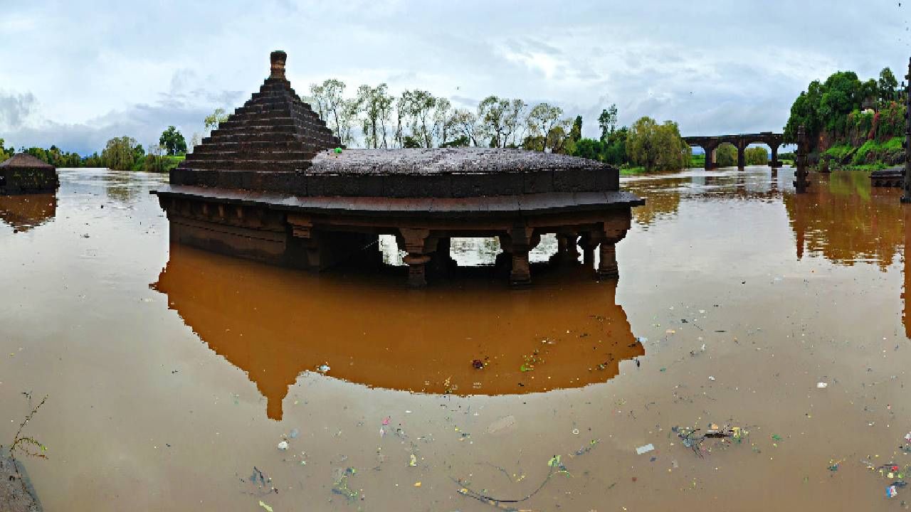 Kolhapur Rain Update: पंचगंगा धोक्याच्या पातळीकडे; जनावरांसह स्थलांतरासाठी तयार राहा; जिल्हाधिकाऱ्यांनी दिला सतर्कतेचा इशारा
