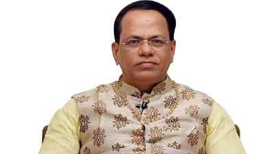 Chandrashekhar Guruji : कंत्राटदार ते वास्तु विशारद, कोण आहेत चंद्रशेखर गुरुजी ? वाचा त्यांच्या रंजक प्रवासाविषयी