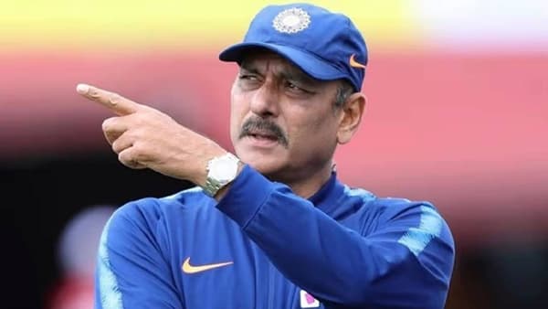 IND vs AUS: LIVE मॅचमध्ये रवी शास्त्रींनी टीम इंडियाची उतरवली, फिल्डिंगला म्हटलं....