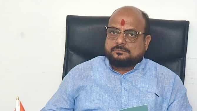 Gulabrao Patil : धनुष्यबाण चिन्ह आम्हालाच मिळेल; गुलाबराव पाटील यांचा मोठा दावा