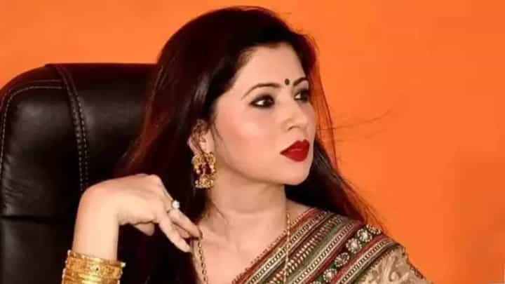 Dipali Sayyed on BJP : भाजपचे ते दोन वाचाळवीर कोण? शिवसेनेवर कोण करतंय टीका? काय म्हणाल्या दिपाली सय्यद Dipali Sayyed on BJP : भाजपचे ते दोन वाचाळवीर कोण? शिवसेनेवर कोण करतंय टीका? काय म्हणाल्या दिपाली सय्यद