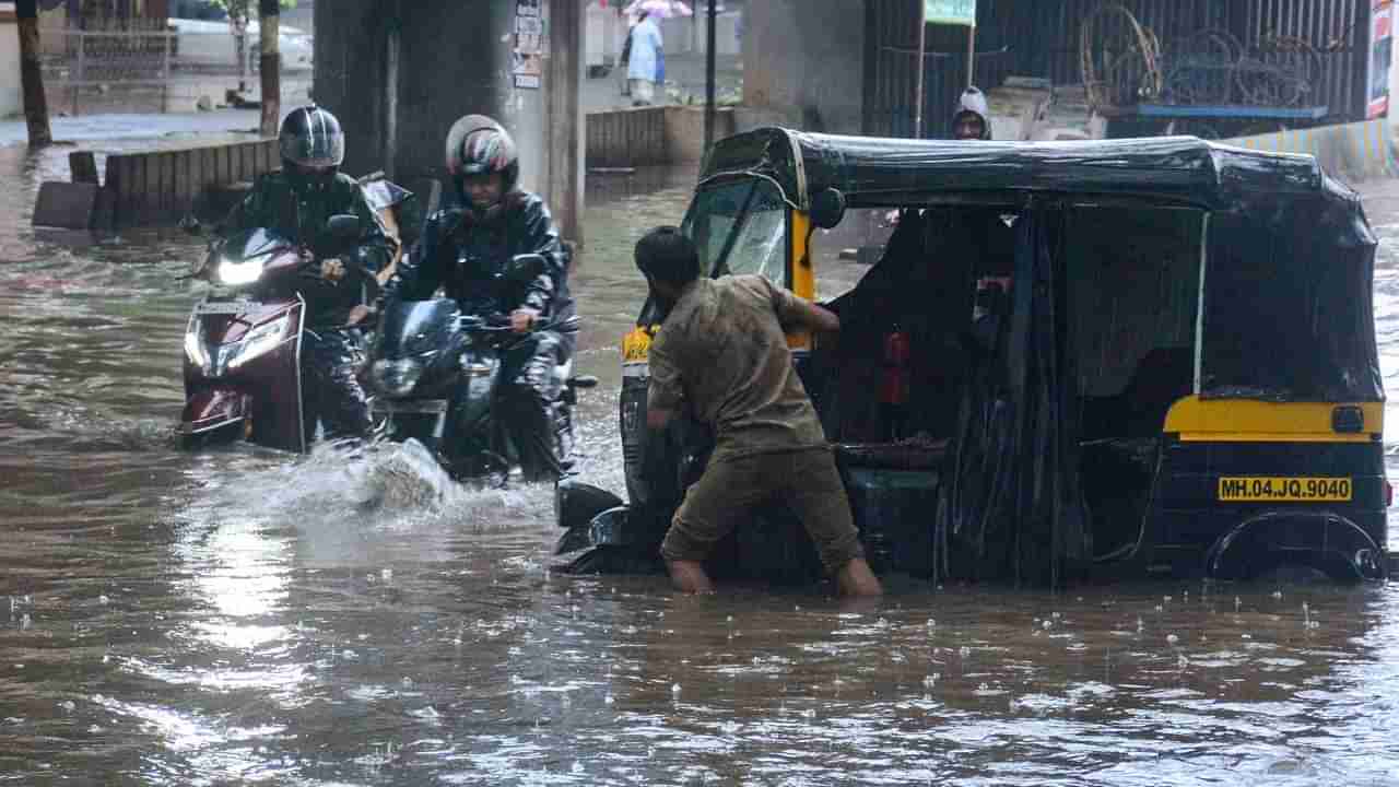 Rain Update: राज्यात आणखी तीन दिवस अतिवृष्टी; खबरदारीचा इशारा म्हणून राज्यात एनडीआरएफच्या 15 तुकड्या तैनात; कोकणात घरांची पडझड सुरूच