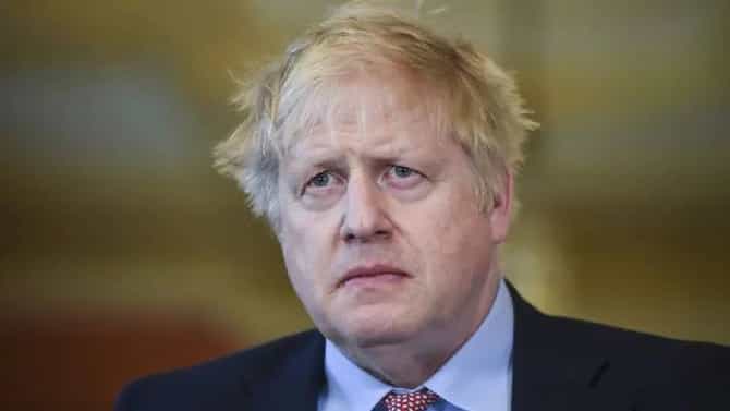 Boris Johnson:असं काय झालंय इंग्लंडमध्ये की, मंत्री एका पाठोपाठ राजीनामे द्यायला लागलेत?