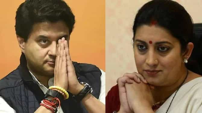 मुख्तार अब्बास नकवी यांच्या राजीनाम्यानंतर अल्पसंख्याक मंत्रालायाचा प्रभार स्मृती इराणींकडे, तर पोलाद मंत्रालयाचा प्रभार ज्योतिरादित्य शिंदेंकडे