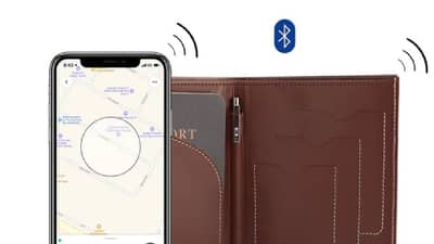 Smart Wallet : स्मार्ट वॉच, स्मार्टफोननंतर आता स्मार्ट वॉलेटचा आविष्कार पाहा, चोरी होण्याचा प्रश्नच नाही