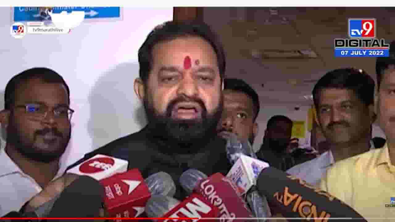 कोण काय बोलतं त्यापेक्षा शेतकऱ्याचा मुलगा मुख्यमंत्री झाला हे महत्वाचं- दिलीप लांडे कोण काय बोलतं त्यापेक्षा शेतकऱ्याचा मुलगा मुख्यमंत्री झाला हे महत्वाचं- दिलीप लांडे