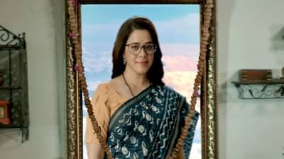 Anita Date: जो आवडतो सर्वांना.. अनिता दातेच्या फोटोला हार पाहून नेटकरी पेचात, सेलिब्रिटींनीही विचारला प्रश्न