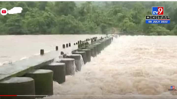सिंधुदुर्गमध्ये धोधो धारा.. 121 मिमी पावसाची नोंद सिंधुदुर्गमध्ये धोधो धारा.. 121 मिमी पावसाची नोंद