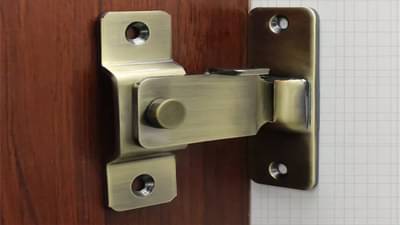 Thane News : अकराव्या मजल्यावरील फ्लॅटच्या बेडरुमध्ये अडकली 2 वर्षांची चिमुरडी! पुढे जे घडलं, ते तर...