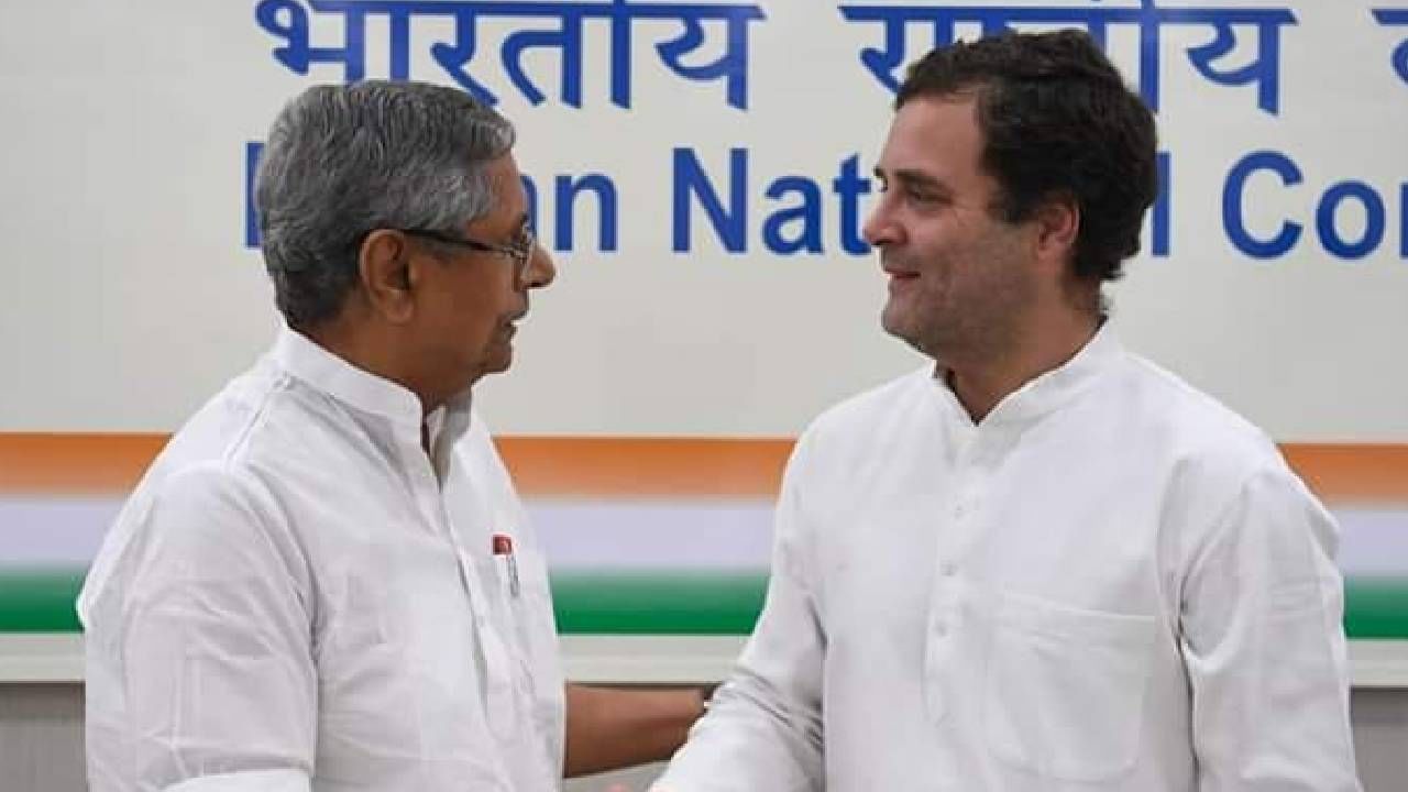 Congress : मतदानाच्या दिवशी 11 काँग्रेस आमदार अनुपस्थित का?, काँग्रेस नेते मोहन प्रकाश दिल्लीत अहवाल सादर करणार Congress : मतदानाच्या दिवशी 11 काँग्रेस आमदार अनुपस्थित का?, काँग्रेस नेते मोहन प्रकाश दिल्लीत अहवाल सादर करणार