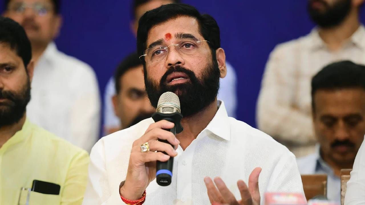 CM Eknath Shinde : 'महाराष्ट्र सुजलाम सुफलाम करुन टीकाकारांना उत्तर देऊ', पंढरपुरातून मुख्यमंत्री एकनाथ शिंदेंचं विरोधकांना उत्तर