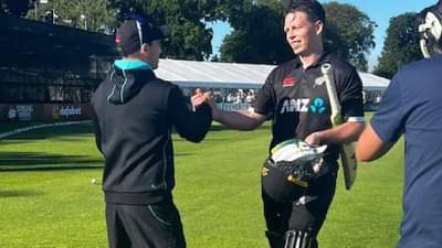 IRE vs NZ : 6 चेंडू, 20 धावा आणि फक्त एक विकेट बाकी, एक दिवसीय सामन्यात जे कधीच नाही घडलं, ब्रेसवेलनं नेमकं काय केलं?