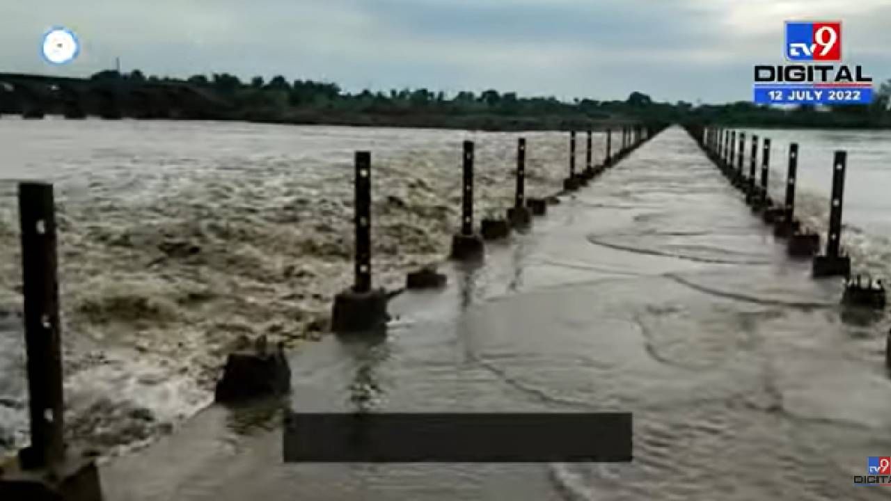 Nashik Rain Video : नाशकात पावसाचा कहर, गोदावरी दुथडी भरून, गंगापूर धरणातून विसर्ग वाढवला...