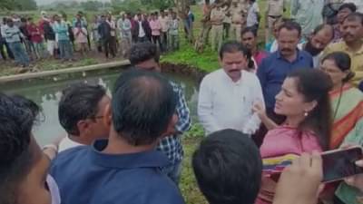 Navneet Rana : खासदार नवनीन राणा गेल्या पाचडोंगरीत भेटायला, राणा यांना प्यायला दिले विहिरीतील दूषित पाणी, मग काय....