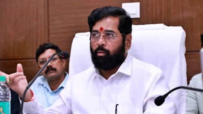 शहापूरच्या शिवसैनिकाचं हृदय विकाराच्या झटक्यानं निधन; मुख्यमंत्री शिंदेंकडून मदत अन् कुटुंबीयांचं सांत्वन