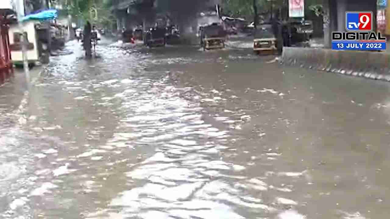 Thane Rains : ठाण्यापासून बदलापूरपर्यंत काय तो पाऊस, काय ते खड्डे, काय ती ट्रॅफिक, काय ती रस्त्यांची चाळण, पब्लिक नुसती हैराण!