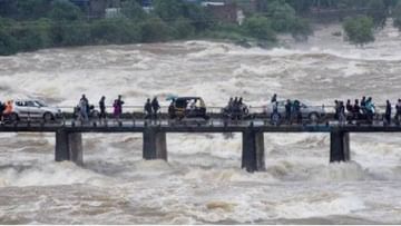 Pune Rain : पुणेकरांनो सावधान... जिल्ह्यातील सर्व पर्यटन स्थळांवर संचारबंदी; आदेशाचं उल्लंघन केल्यास कारवाई होणार