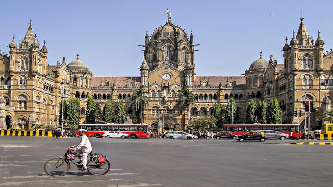 Mumbai | सीएसएमटी स्थानकाचा संपूर्ण लूक बदलणार, 1800 कोटींचा खर्च, सर्व अत्याधुनिक सुविधा प्रवाशांना मिळणार!