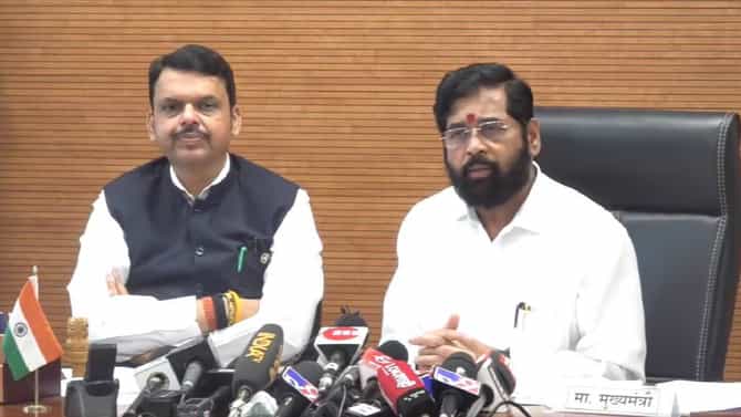 Maharashtra Cabinet Decision : आणीबाणीत तुरुंगवास भोगलेल्यांना मानधन, मंत्रिमंडळाचा निर्णय; योजनेच्या लाभासाठी अर्ज कधीपर्यंत आणि कसा कराल?
