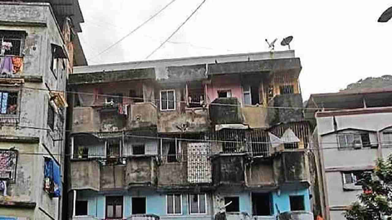 Mumbra illegal construction: हायकोर्टाने फटकारले, अनधिकृत इमारती उभ्या राहतातच कशा?