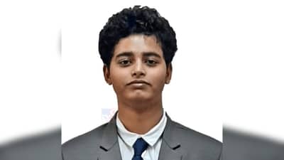 Pune suicide : सुप्रसिद्ध गायिकेच्या चुलत भावाची पुण्यात आत्महत्या, सुसाइड नोटमध्ये लिहिलं...