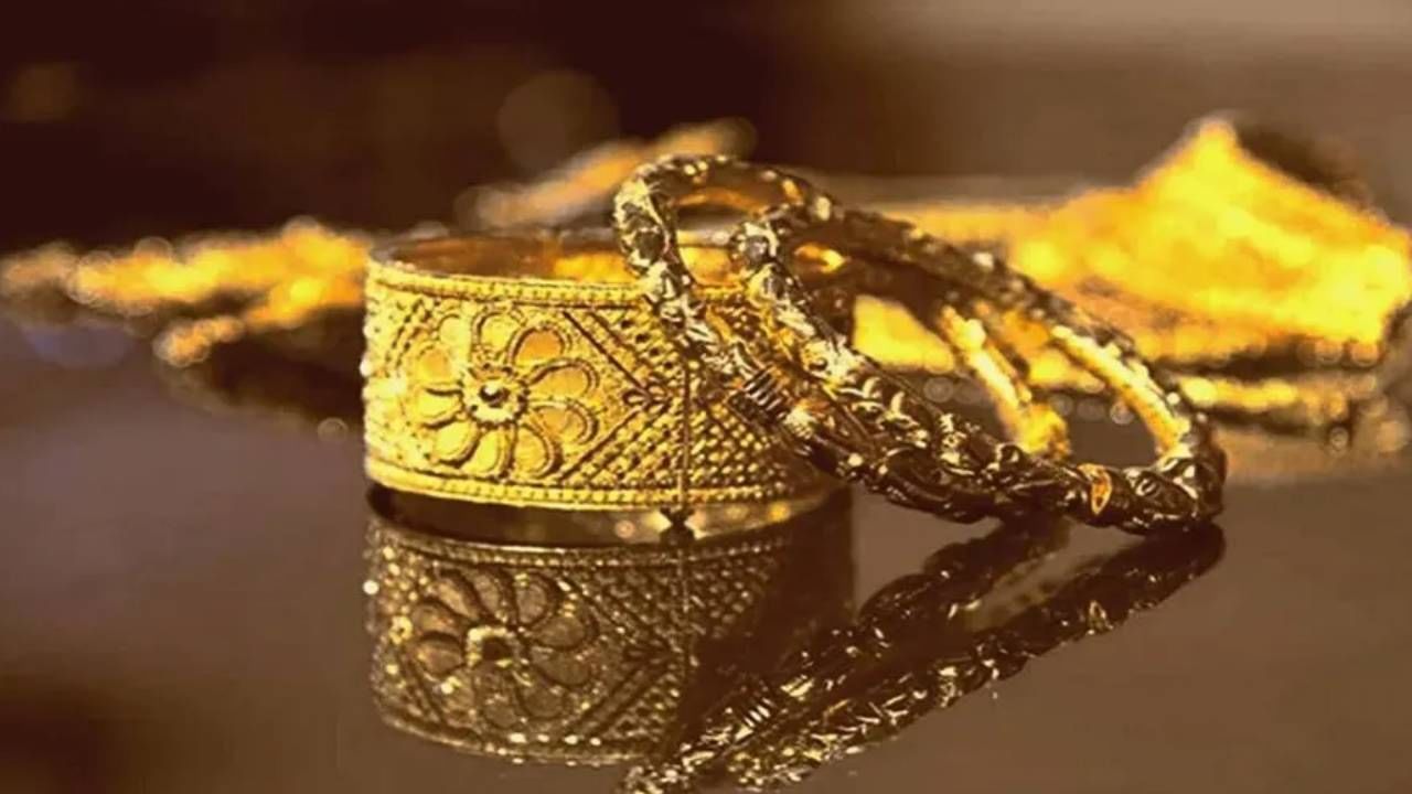 Gold Silver Rate Today |  या आठवड्यात सोने 1500 रुपयांनी घसरले, चांदीची चमक फिक्की, जाणून घ्या काय आहेत आजचे भाव