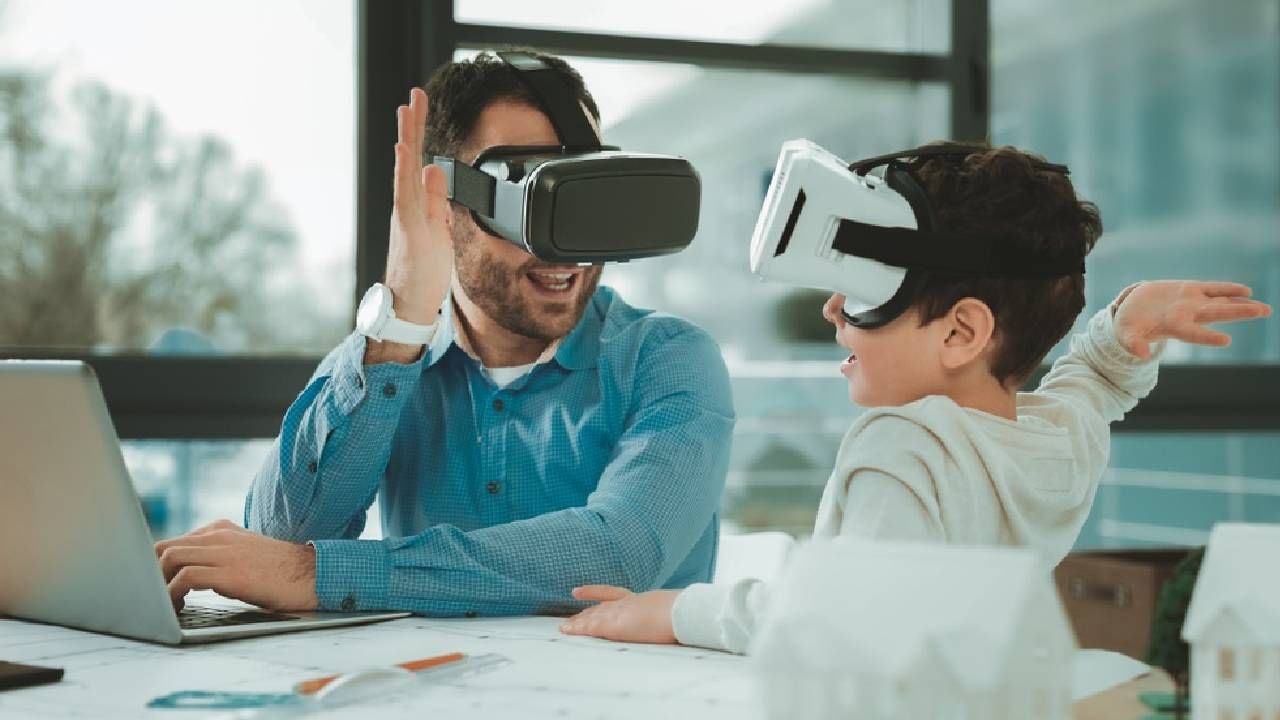 Virtual Reality: व्हर्च्युअल रिॲलिटी हेडसेट्समुळे कमी होऊ शकतो फोबिया; काय सांगतं नवं संशोधन ?