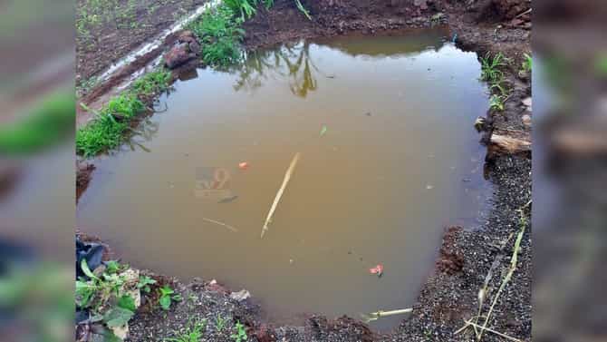 Pune : आणखी एका चिमुकलीचा मृत्यू, मलनिस्सारणाच्या खड्ड्यात पडल्यानं गमावला जीव; पुण्यातल्या कोरेगाव खुर्दमधली घटना