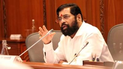 Shiv Sena : शिवसेनेवर दावा करण्यासाठी शिंदे गटाची गुपचूप मोहीम, यवतमाळमध्ये सेना पदाधिकाऱ्यांकडून घेतली प्रतिज्ञापत्रं