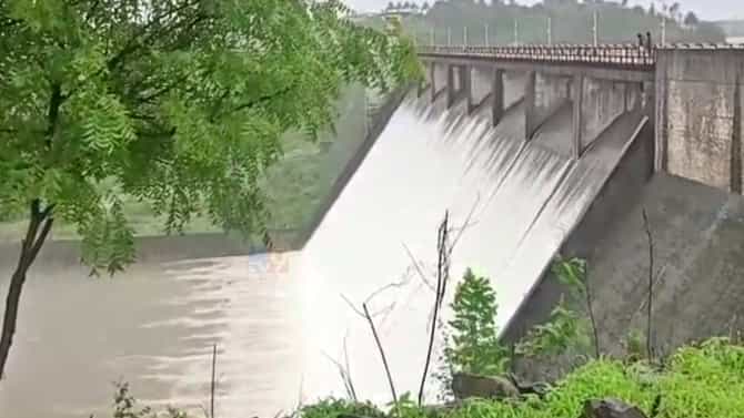 Pune : पाणी उकळूनच प्या, महानगरपालिकेचं पुणेकरांना आवाहन; मुसळधार पावसामुळे धरणं आणि कालव्यांतून वाहतंय गढूळ पाणी