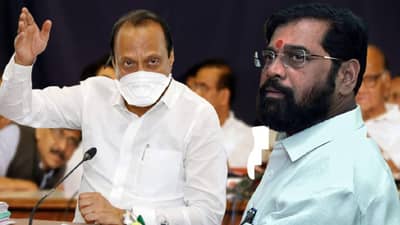 Eknath Shinde : शिंदे सरकारचा अजित पवारांना दणका, कामांना स्थगिती, शिवसेनेच्या आमदारांबाबत मात्र सॉफ्ट कॉर्नर