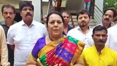 Neelam Gorhe : जे गेले त्यांचा शोक करत बसायचं नाही, बंडखोर आमदारांबाबत पुण्यात नेमकं काय म्हणाल्या नीलम गोऱ्हे? वाचा...