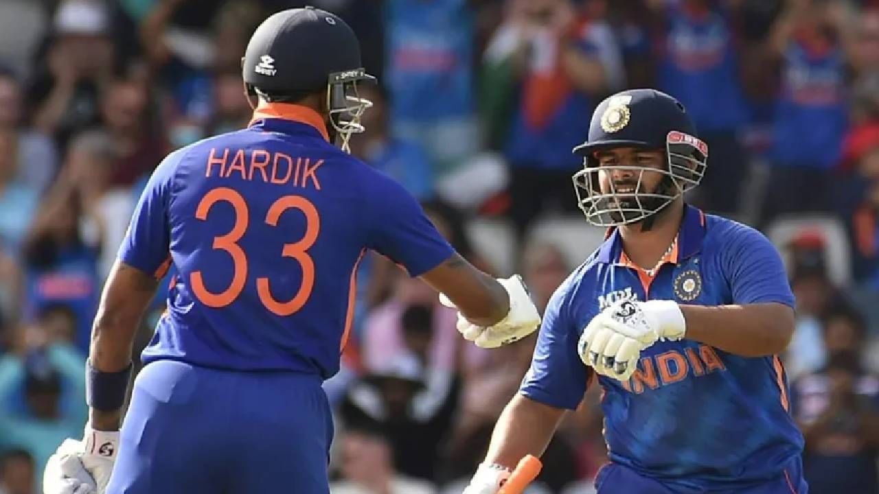 IND vs ENG 3rd ODI: हार्दिक-ऋषभने इंग्लंडच्या गोलंदाजांना धुतलं, पंतची सेंच्युरी, भारताने सीरीज जिंकली