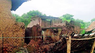 वाशिम जिल्ह्यात पावसाचा कहर; घराची भिंत कोसळून चिमुकला ठार; घरातील इतर व्यक्तीही गंभीर