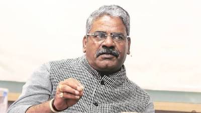 Shiv Sena : एक पोस्ट, हकालपट्टी, फोनाफोनी, पुन्हा हकालपट्टी, पुन्हा फोन आणि भेट; आढळरावांनी सांगितली इन्साईड स्टोरी