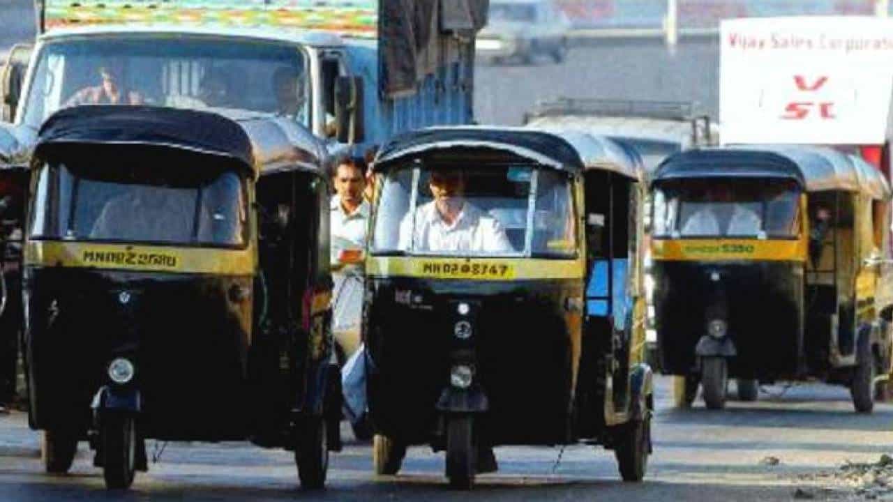 Thane: पेट्रोलनंतर आता सीएनजीसुद्धा महागले, किमान भाडे 25 रुपये करण्याची ऑटो चालकांची मागणी