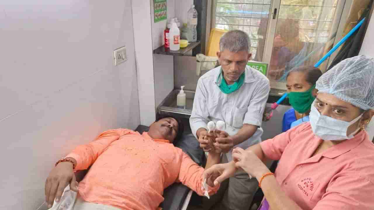 Kalyan Crime News: शिवसेनेत खूप उडतोयस असं म्हणत कल्याण उपशहर प्रमुखावर जीवघेणा हल्ला! हर्षवर्धन पालांडे जखमी