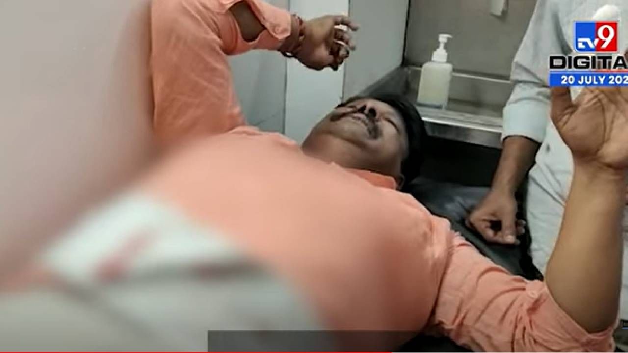 VIDEO : Kalyan Shivsainik Attack| कल्याणमधील शिवसेनेचे उपशहरप्रमुख हर्षवर्धन पालांडे यांच्यावर जीवघेणा हल्ला