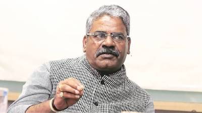 माजी खासदार शिवाजीराव आढळराव पाटील यांना हात पाय तोडण्याची धमकी! 17 शिवसैनिकांवर गुन्हा दाखल