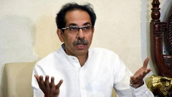 Shiv Sena : अडीच हजार शिवसैनिकांचे स्टँपपेपरवर निष्ठापत्र, आम्ही ठाकरेंसोबतच, मात्र शिंदे गटाचं बळही वाढतंय