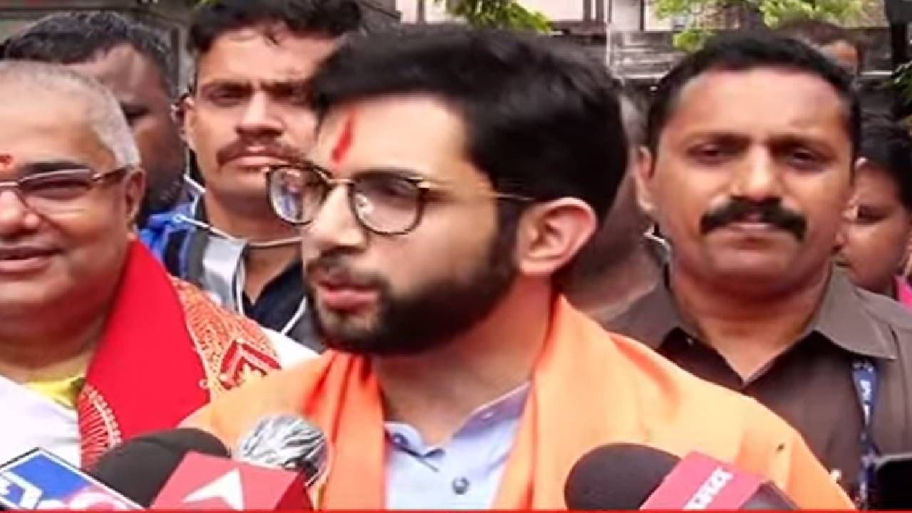 Aaditya Thackeray : आदित्य ठाकरेंनी सुहास कांदेंचं चॅलेंज स्वीकारलं; आदित्य म्हणाले, कांदेंनी मातोश्रीवर यावं, दरवाजे उघडेच आहेत