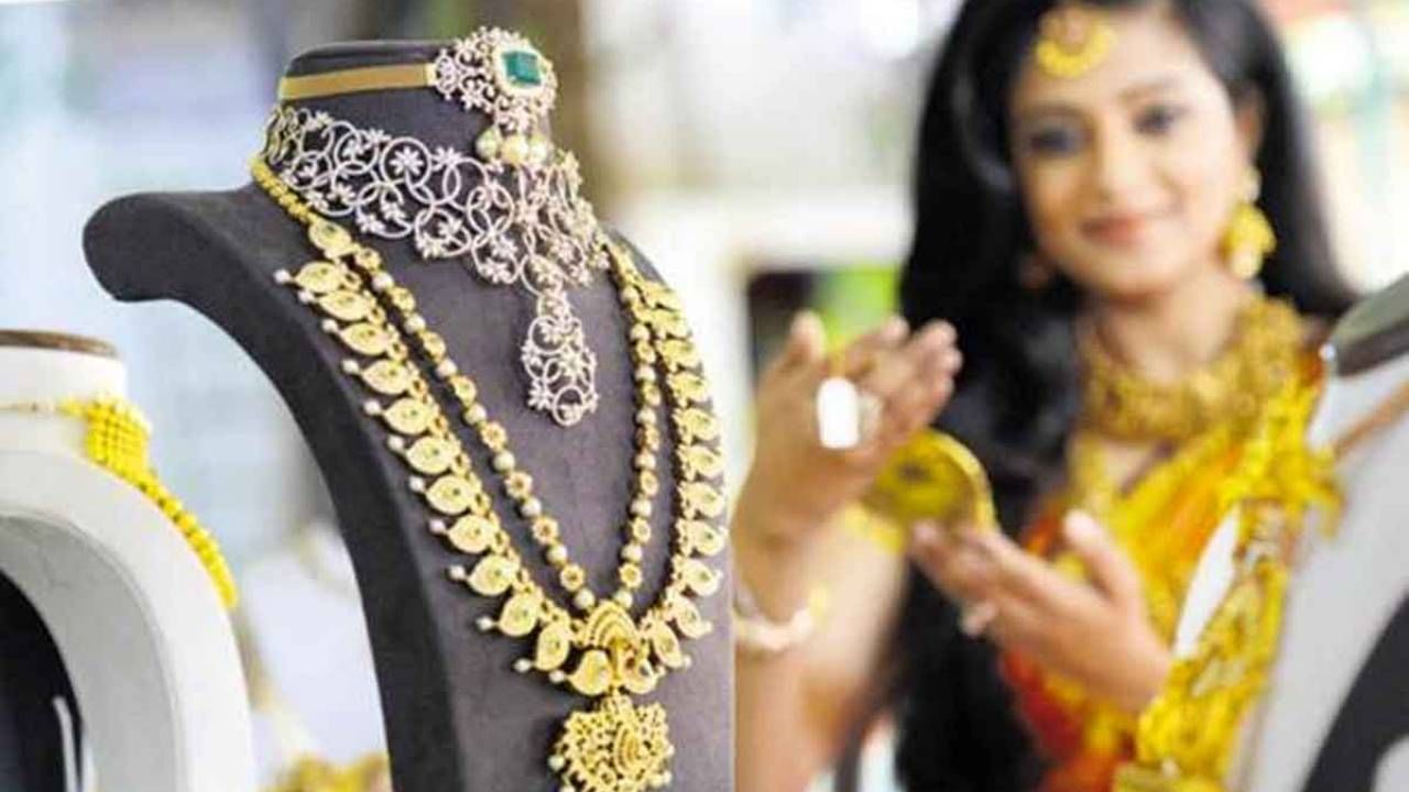 Gold Silver Rates Today | सोने चांदीला महागाईचा रंग, जाणून घ्या काय आहेत आजचे भाव