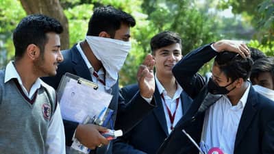 CBSE 10th Results 2022 Declared: बारावीनंतर आता सीबीएसई दहावीचा निकाल जाहीर! या लिंकवर जाऊन निकाल पहा...