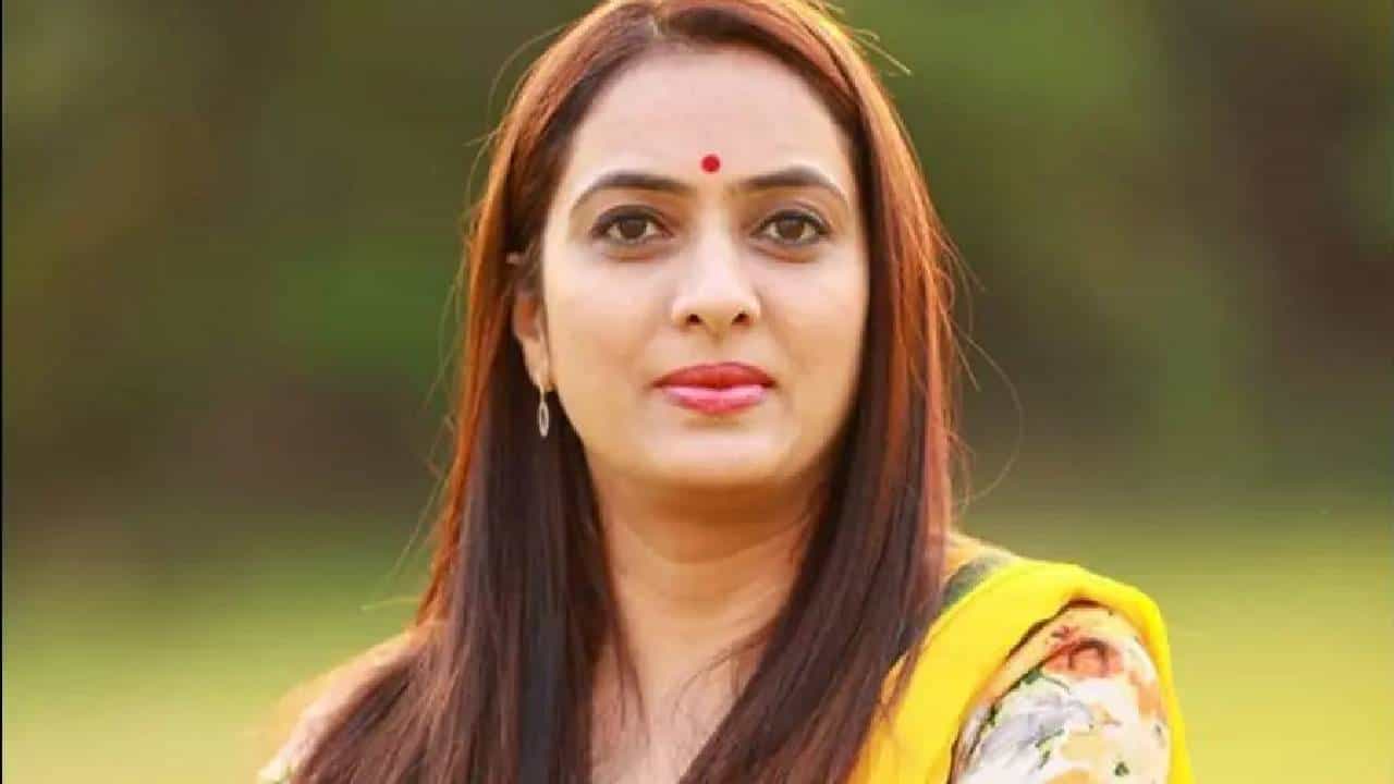 Eknath Khadse : खडसे समर्थकाला महिलांकडून मारहाण, मराहाणीविरोधात रोहिणी खडसे आक्रमक, पोलिसांशी बाचाबाची