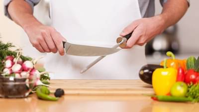 Andheri Murder : ज्या चाकूने भाजी कापत होता, त्याच चाकूनं वेटरचा कूकनं खून केला! अंधेरीतील फाईव्ह स्टार हॉटेलात हत्याकांड