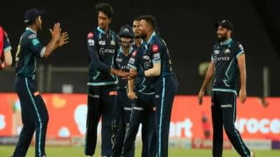 हार्दिक पंड्याने शोधलेल्या गोलंदाजाचा कहर, 4 ओव्हर मध्ये फलंदाजांचा वाजवला बँड