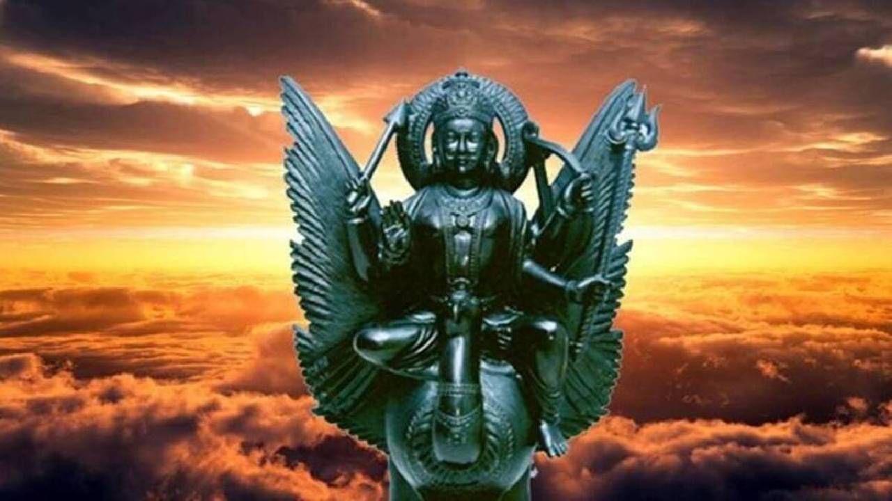 Spiritual: वैवाहिक जीवनावर अशा प्रकारे पडतो शनिचा प्रभाव, या उपायांनी मिळतो लाभ