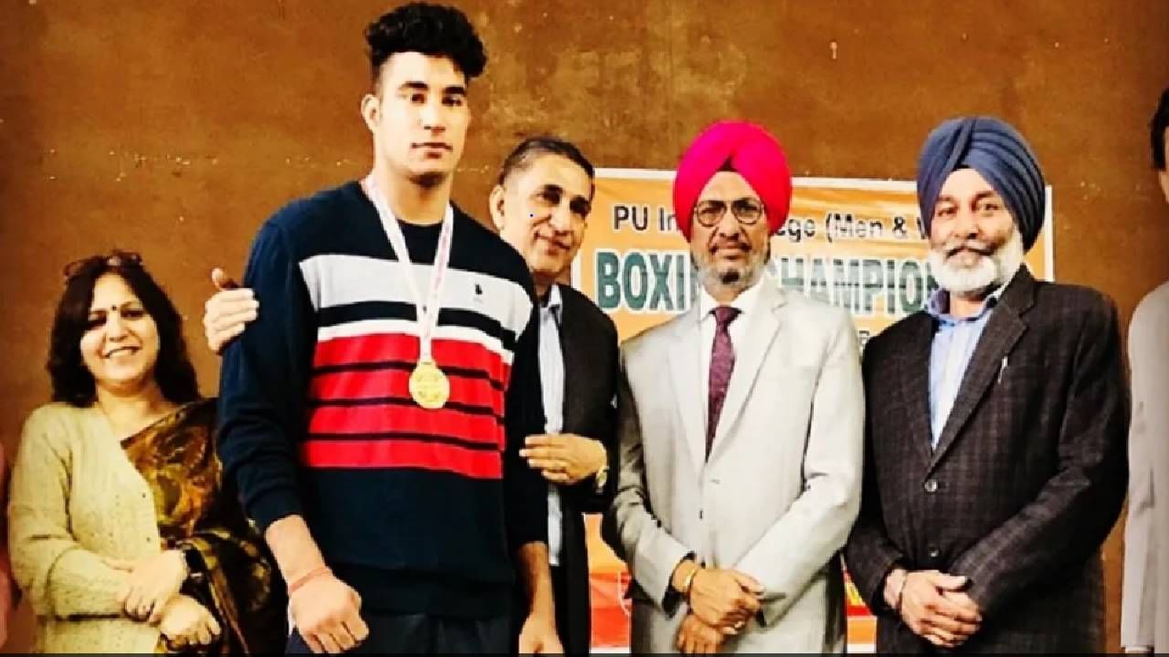 CWG 2022: 32 अब्ज रुपयांच्या फाइटने एका भारतीय बॉक्सरच कसं आयुष्य बदललं, ते जाणून घ्या....