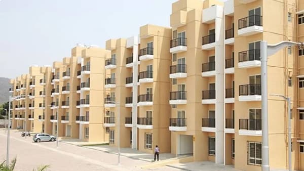 Money 9 : Rera ने रद्द केली फ्लॅट स्कीम? फसलेल्या घरासाठी काय उपाय जाणून घ्या...
