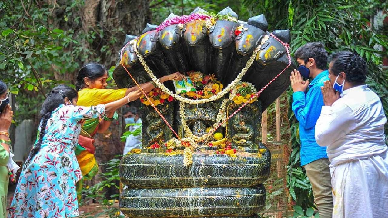 Nag Panchami: आज नागपंचमी, मुहूर्त, विधी आणि पौराणिक कथा